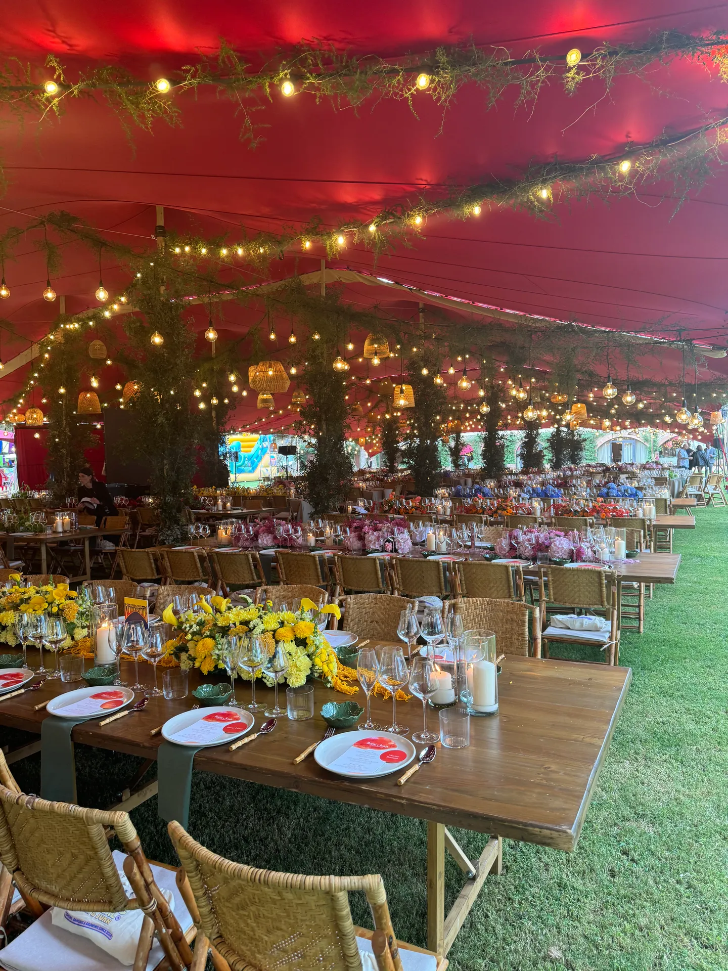 Wedding celebration under a Pop Pro Tents stretch tent